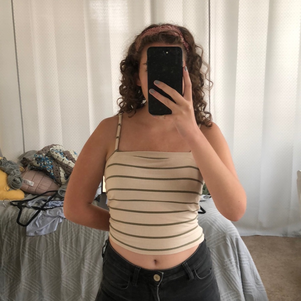 Urban Outfitters cropped tank
